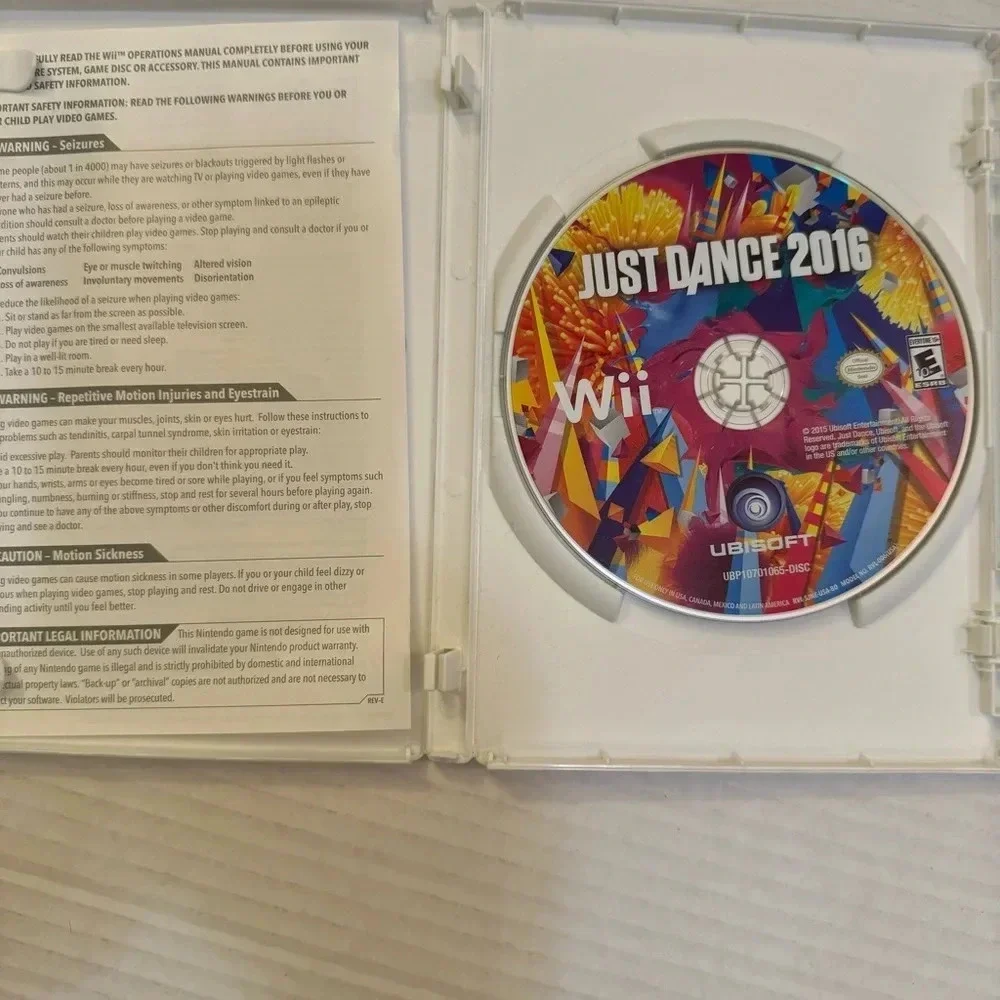 Just Dance 2016 (Nintendo Wii, 2015)-No manual